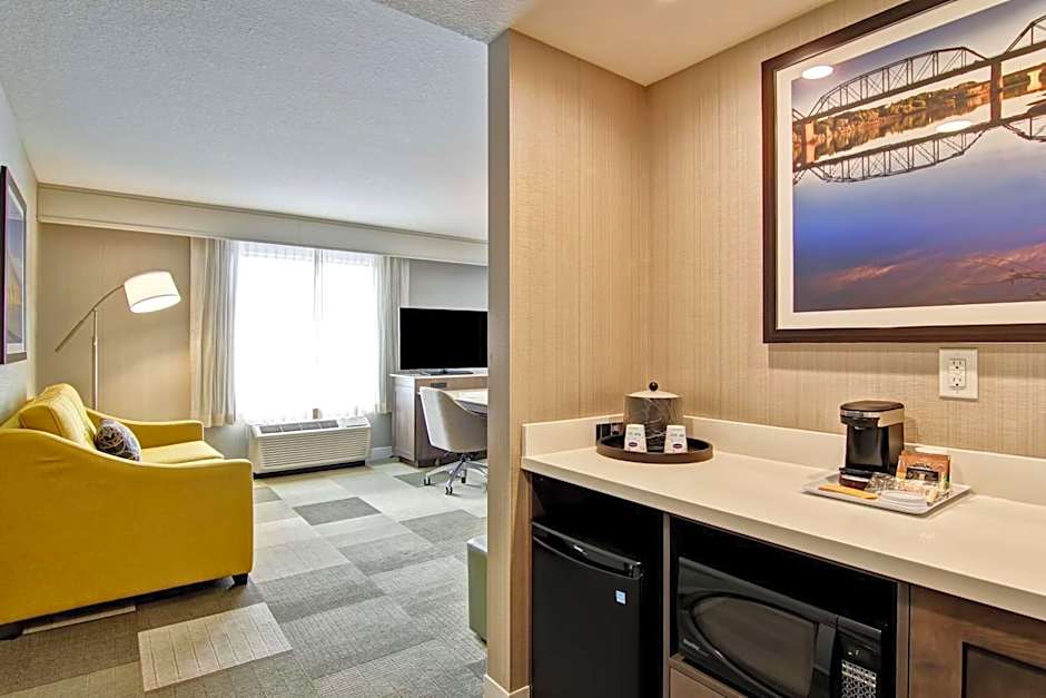 Hampton Inn & Suites by Hilton Saskatoon Airport