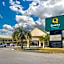 Quality Inn & Suites Near Lake Eufaula