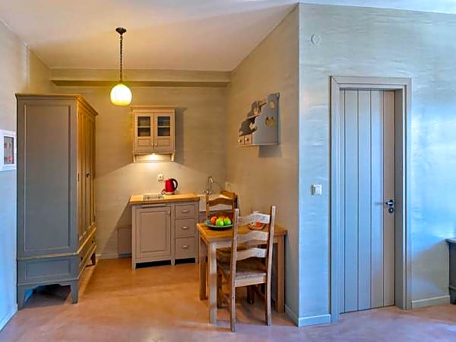 Haones Suites