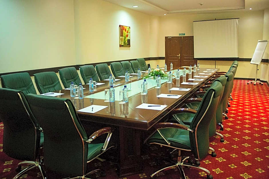 The Panari Hotel - Near Jomo Kenyatta International Airport
