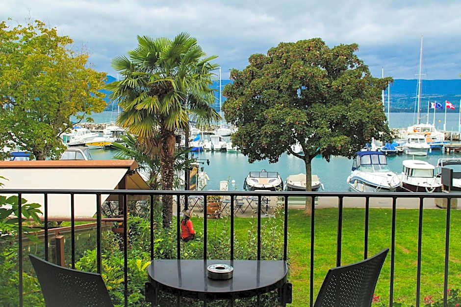 Hôtel La Riviera Victoria