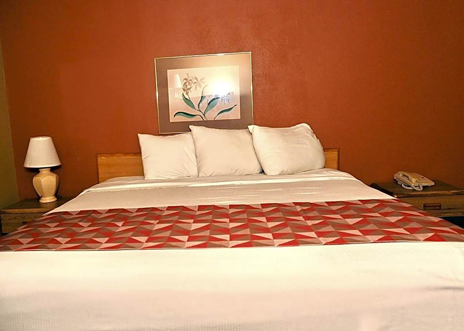 Fortune Inn & Suites