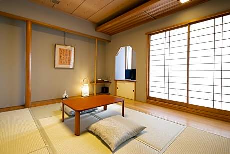 【Partly Renovated】Japanese-Style Twin Room (KIKU) - Non-Smoking - No Meals
