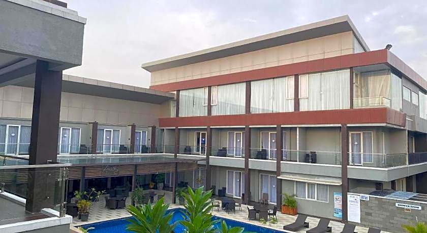 D'season Premiere Hotel