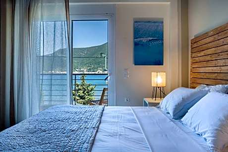 Deluxe Suite with Sea View