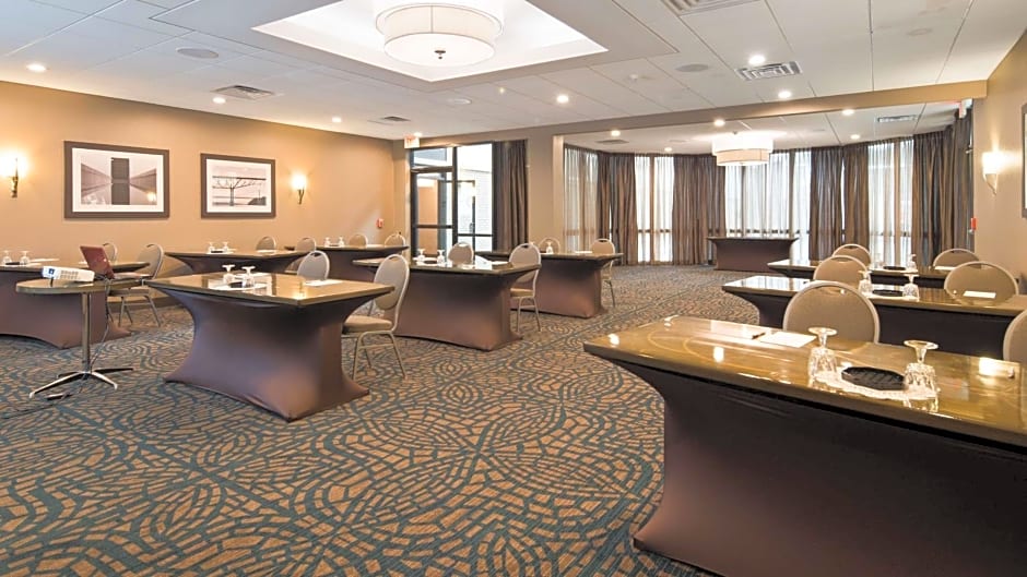 Best Western Plus Kingston Hotel and Conference Center