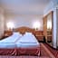 Cityhotel Goldener Adler B&B