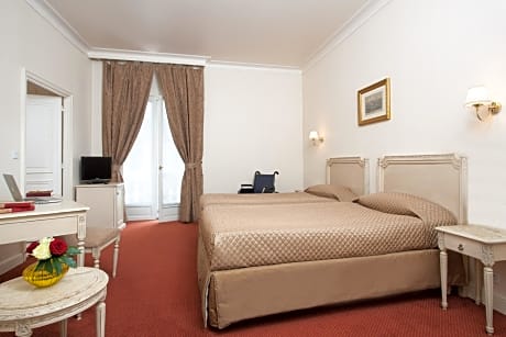 Superior Room for Disabled Guests, with 1 Double Bed