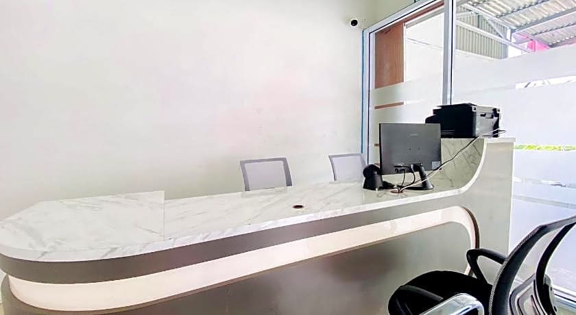 RedDoorz Syariah @ GCL Bukittinggi