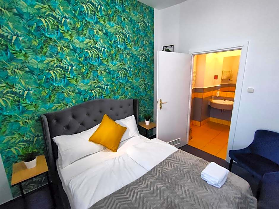 Photo 1 of 4 of Small Double Room