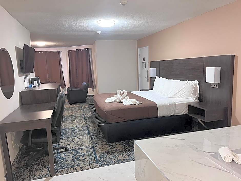 Falls Lodge & Suites