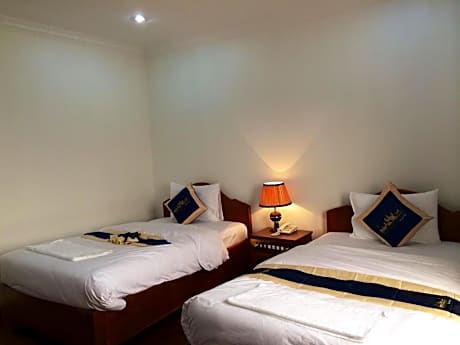 Twin Room with Balcony