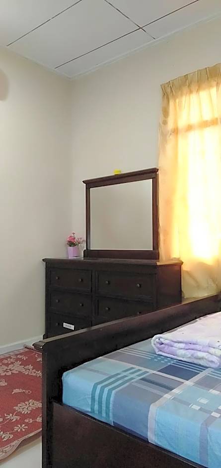 ROOMSTAY AQILAH PASIR PUTEH KELANTAN