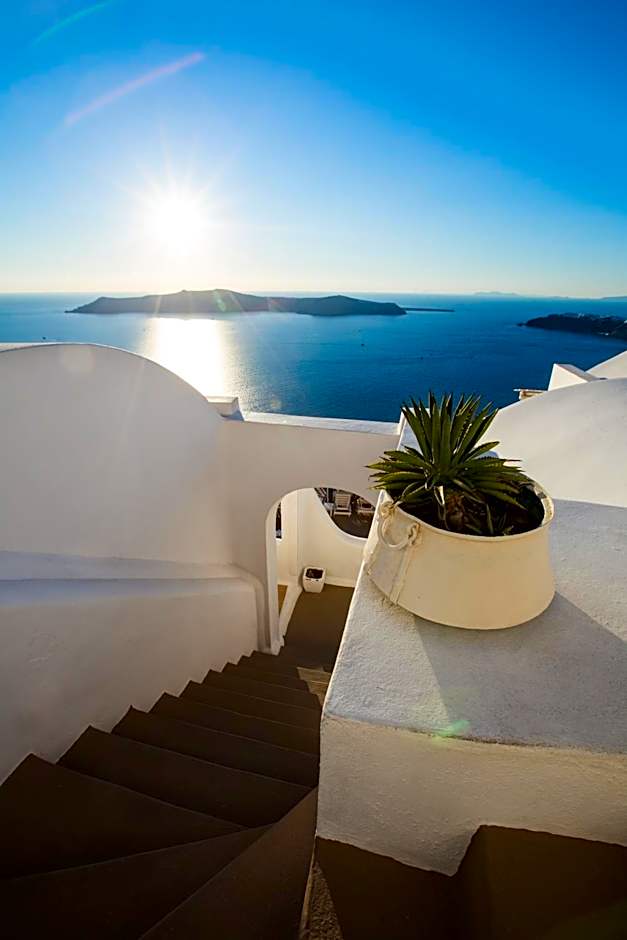 Afroessa Hotel by Caldera Houses