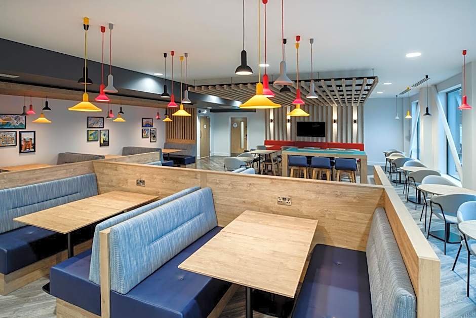 Holiday Inn Express - Cambridge West - Cambourne By IHG