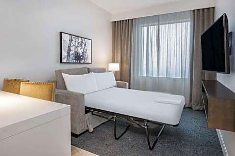 Two-Bedroom King Suite