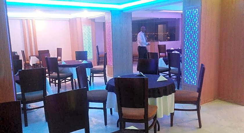 Kuwait Continental Hotel