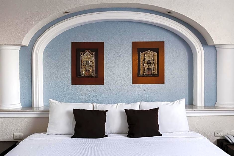 Hotel Los Aluxes Merida