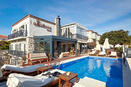 AlaBora Hotel
