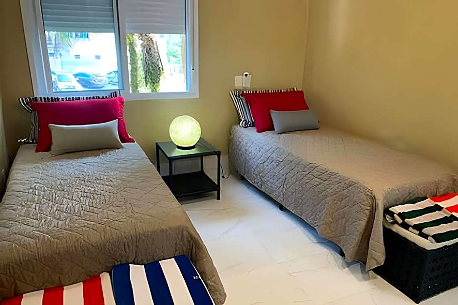 Beira mar alto padrão!