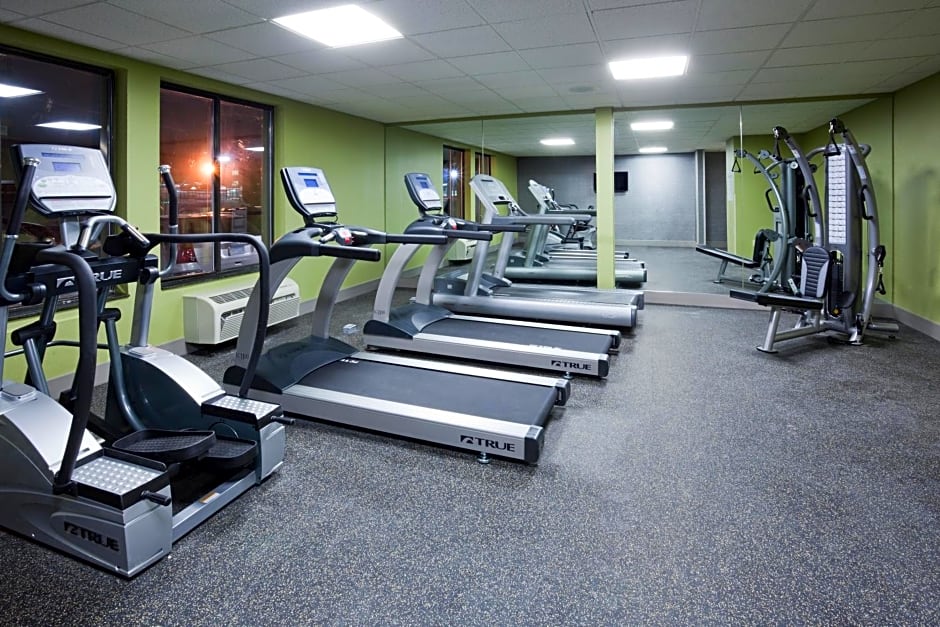 Holiday Inn Express & Suites Bloomington West By IHG