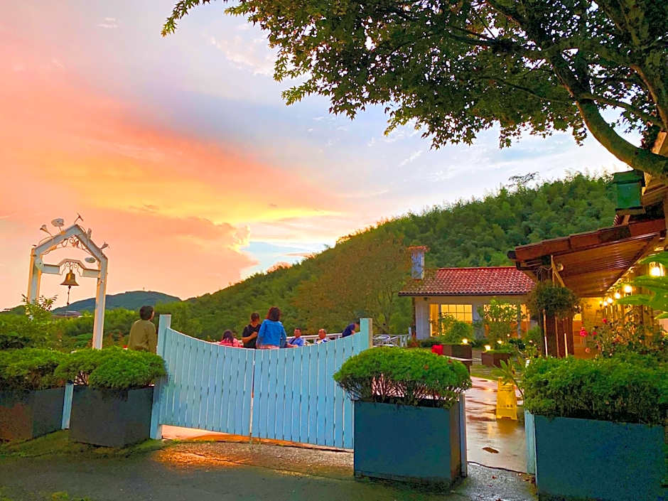 Alishan Tea Garden B&B