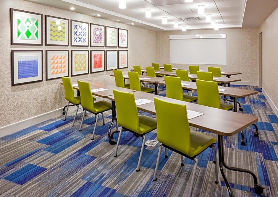 Holiday Inn Express-Des Moines Downtown By IHG