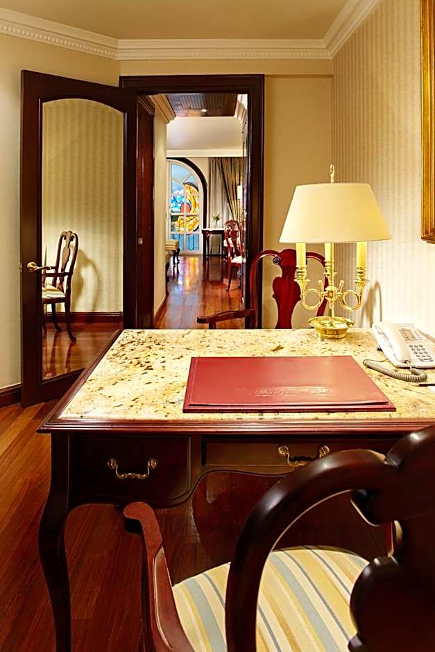 The Green Park Hotel Boutique