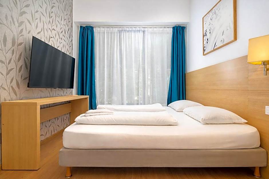 WOW City Hostel