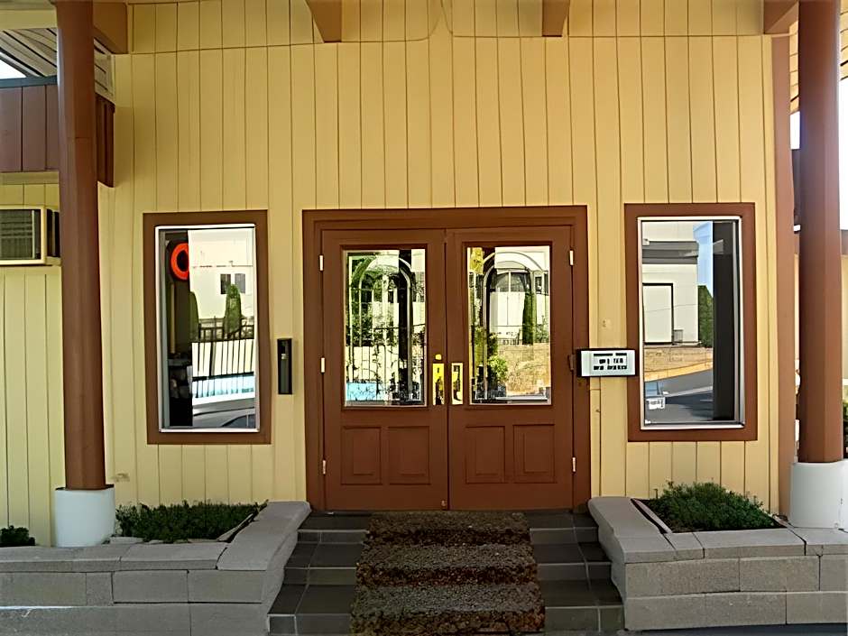 Coachman Inn