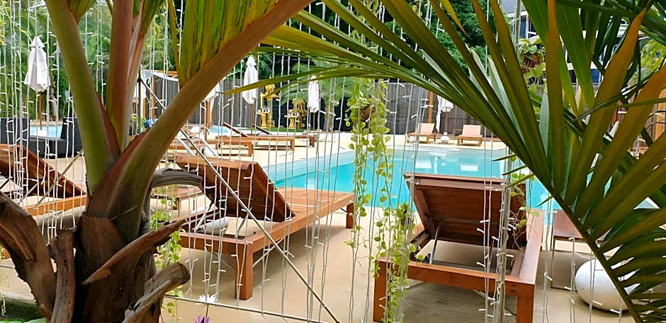 walking street hostel by new wave
