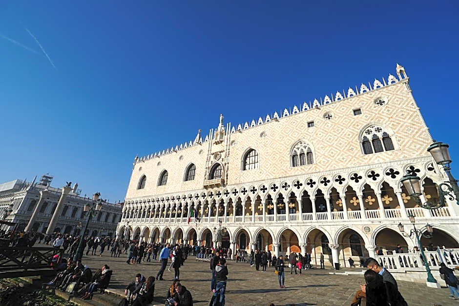 Casa Colleoni