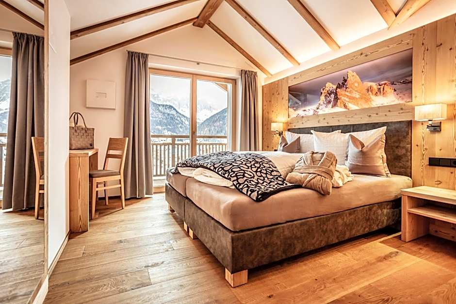 Luxury Chalet Plazola