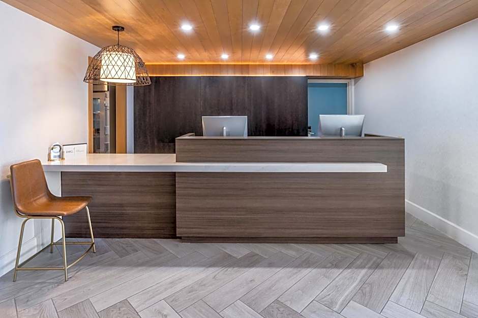 Staybridge Suites Denver - Cherry Creek By IHG