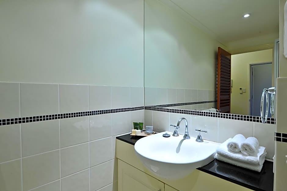 Mantra on the Inlet Port Douglas