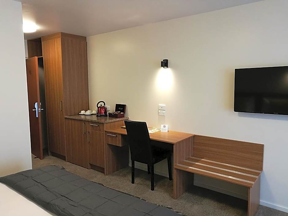 The Victoria Hotel Dunedin