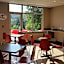 Super 8 by Wyndham Mont Laurier