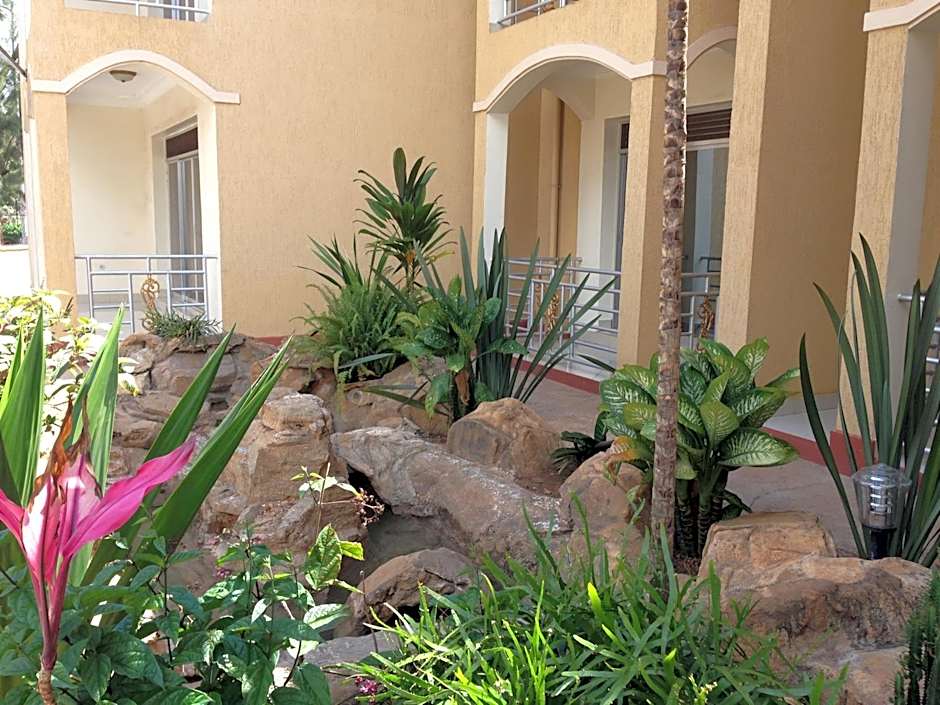 Heaven Restaurant & Boutique Hotel