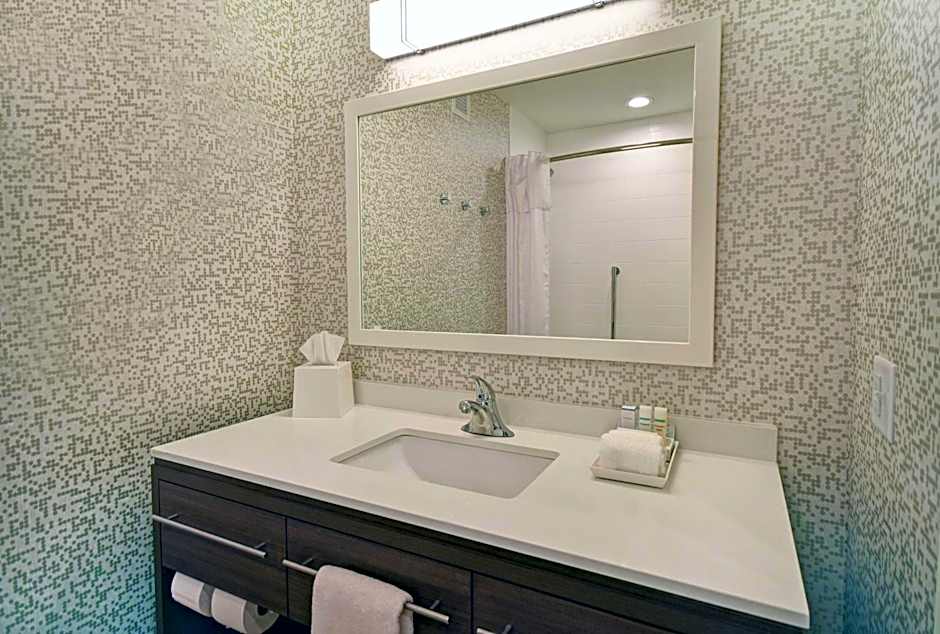 Home2 Suites by Hilton Beloit, WI