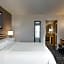 Embassy Suites by Hilton Convention Center Las Vegas