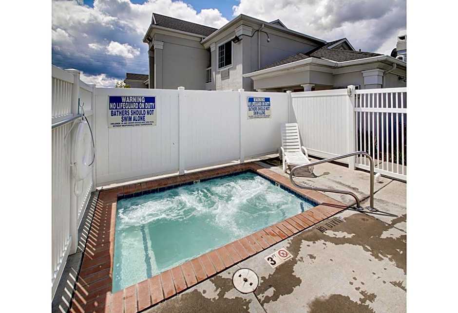 Murray Inn & Suites