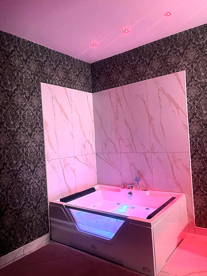 Life Hotel