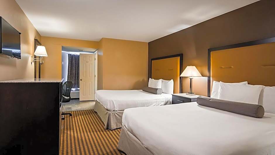 Travelodge by Wyndham Bellmawr