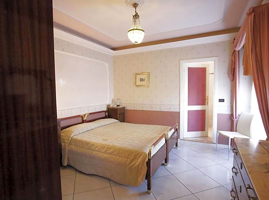 Hotel Vienna Ostenda e Ristorante il Danubio