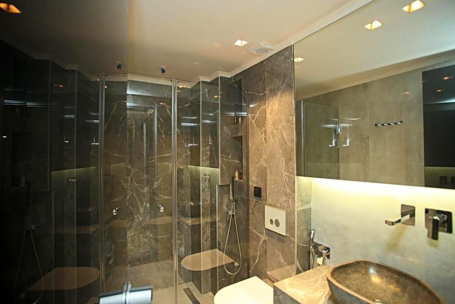 Athinais Luxury Apartments