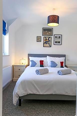 Shorebreak - Bracklesham Bay Apartment