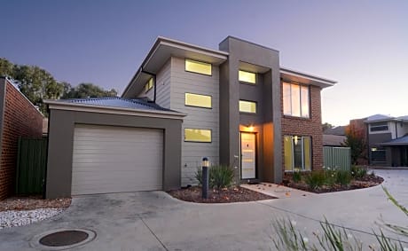 Three-Bedroom Townhouse