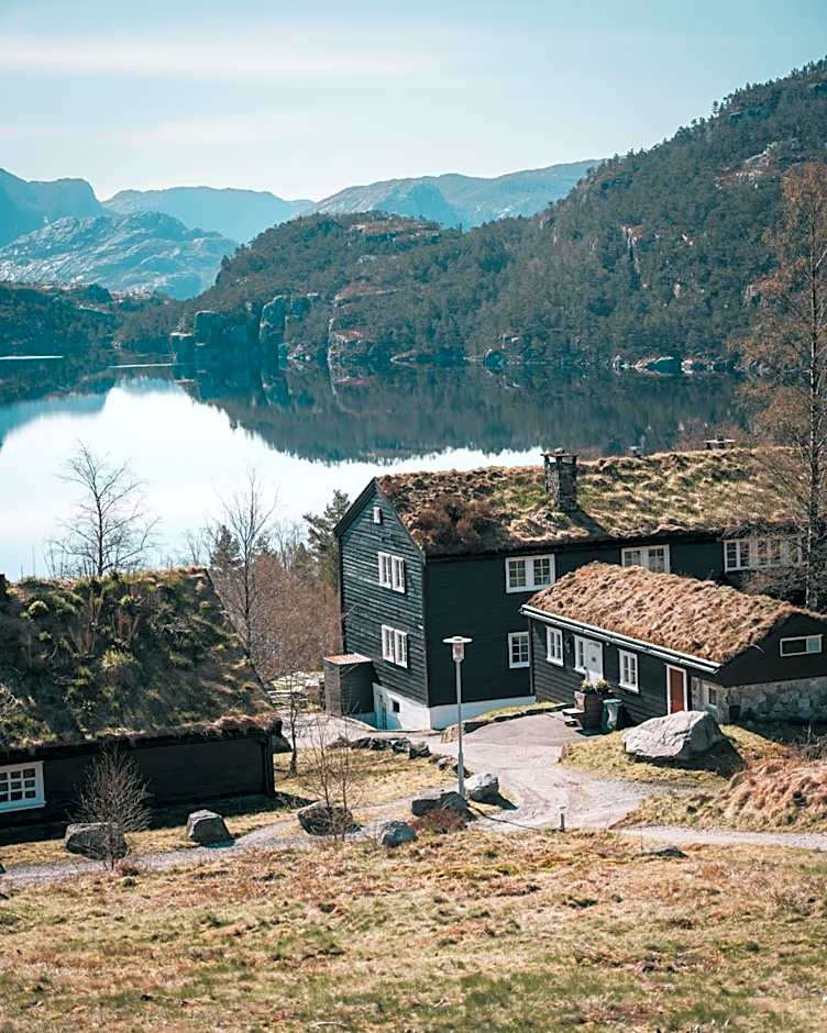 Preikestolen Hotel & BaseCamp