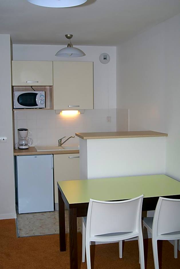 Adonis Hauts De Honfleur