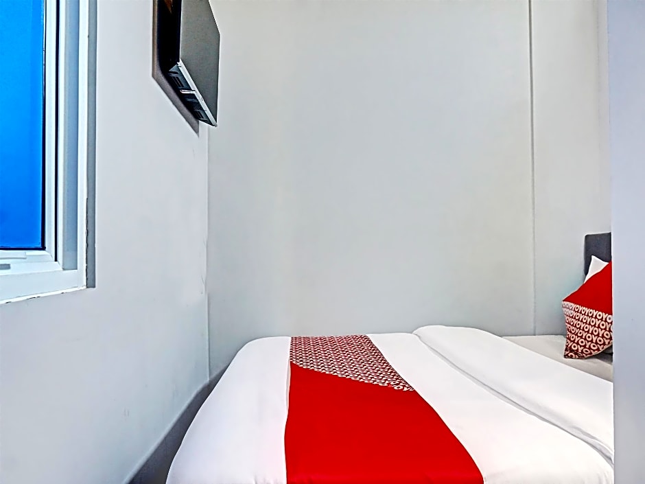 Capital O 92765 J&b Smart Sentul